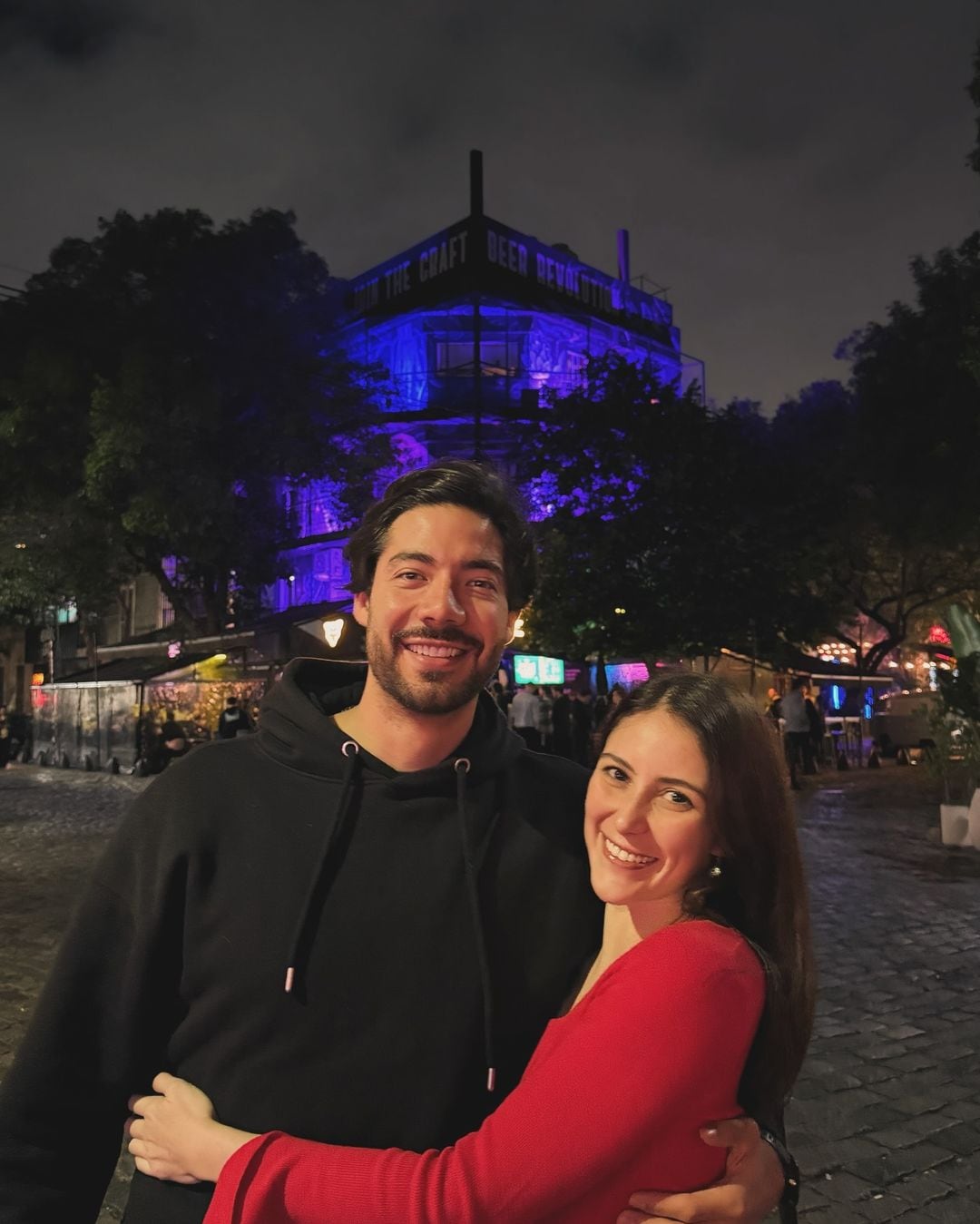 Nayad Nassar, la única hija de Cristiana Nassar, está tan enamorada que derrochó todo el amor que le tiene a su guapo novio en redes desde un impresionante y maravilloso rincón del mundo.