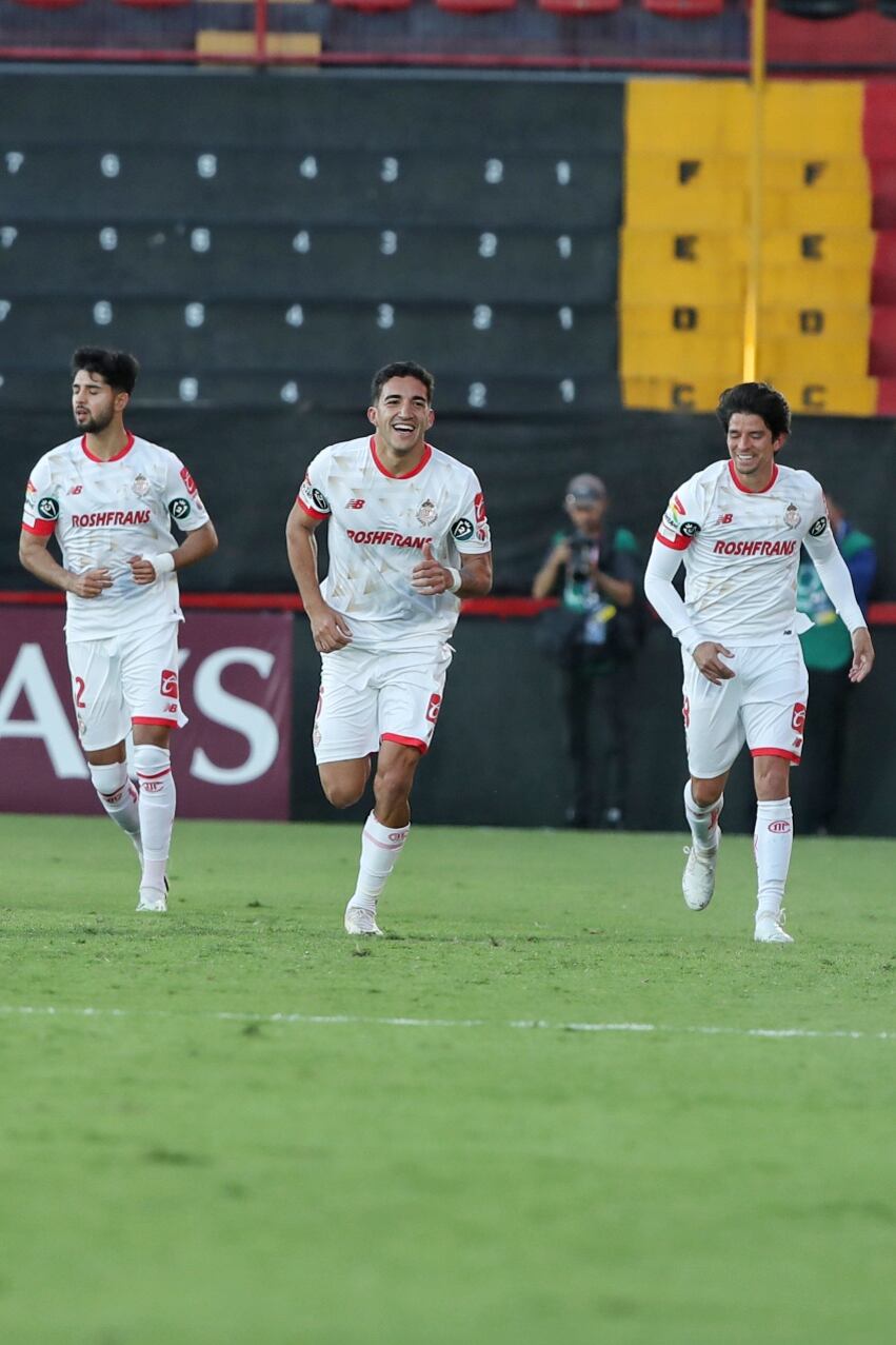 07/02/2024/ Juego entre el Club Sport Herediano vs Toluca de México por el juego de ida de la CONCACAF Champions Cup en el estadio Alejandro Morera Soto de Alajuela / Foto John Durán
