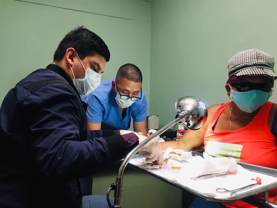 Casa del Socorro el Buen Samaritano atiende medicamente a extranjeros, nacionales, indocumentados y cualquier persona que se lo necesite sin importar condición y sin pagar un cinco