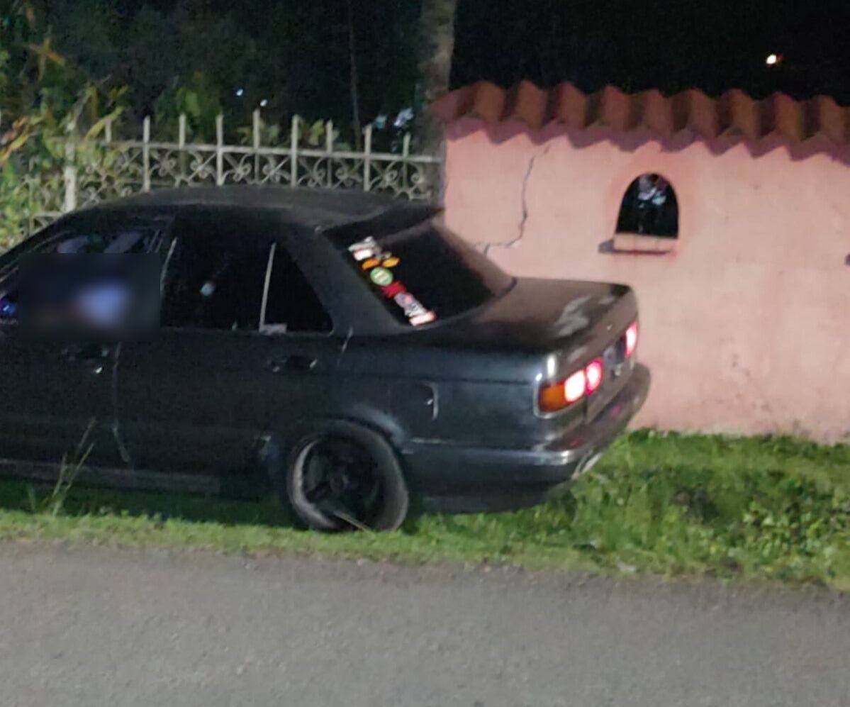 El hombre falleció dentro del carro que manejaba. Foto Noticias Goicoechea Informa.