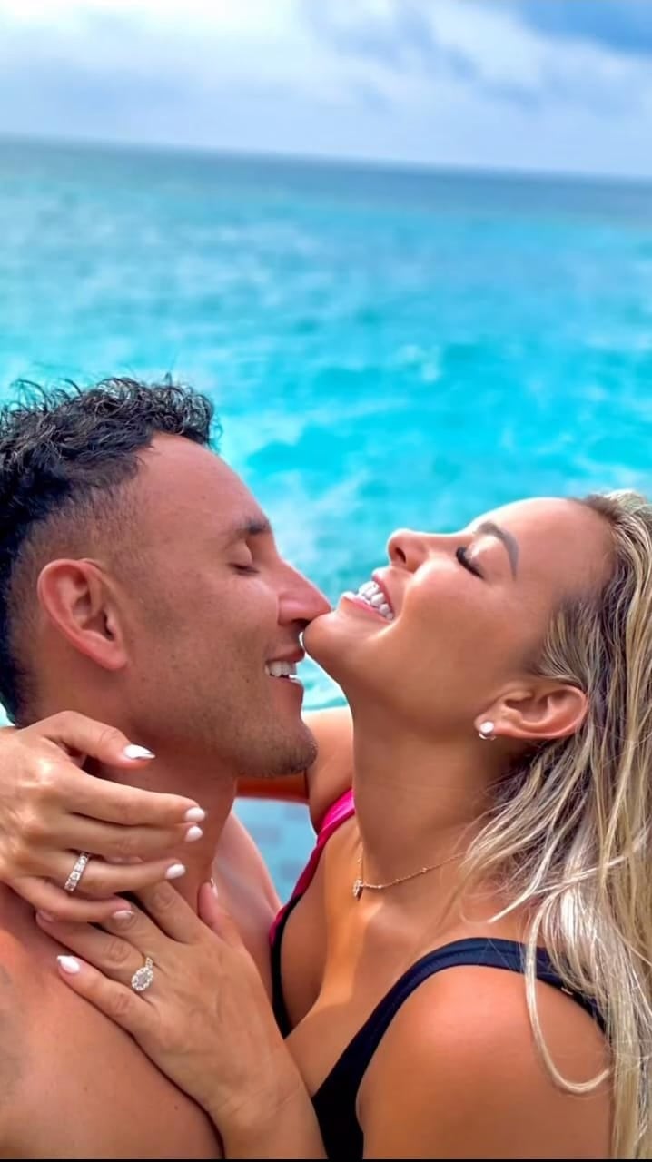 Andrea Salas está cada día más enamorada de Keylor Navas