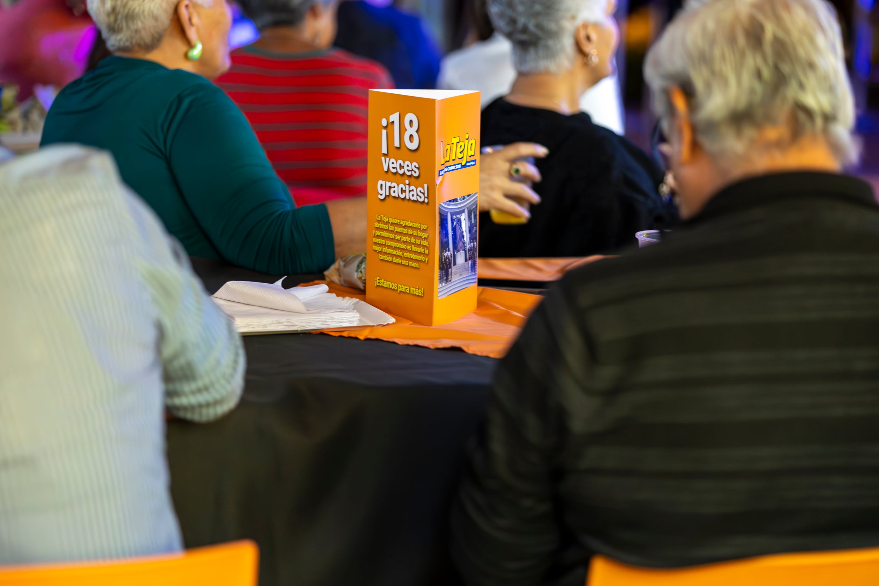 13/10/2024, San José, Grupo Nación, celebración del aniversario numero 18 del periódico La Teja, empleados y lectores reunidos para la celebración.