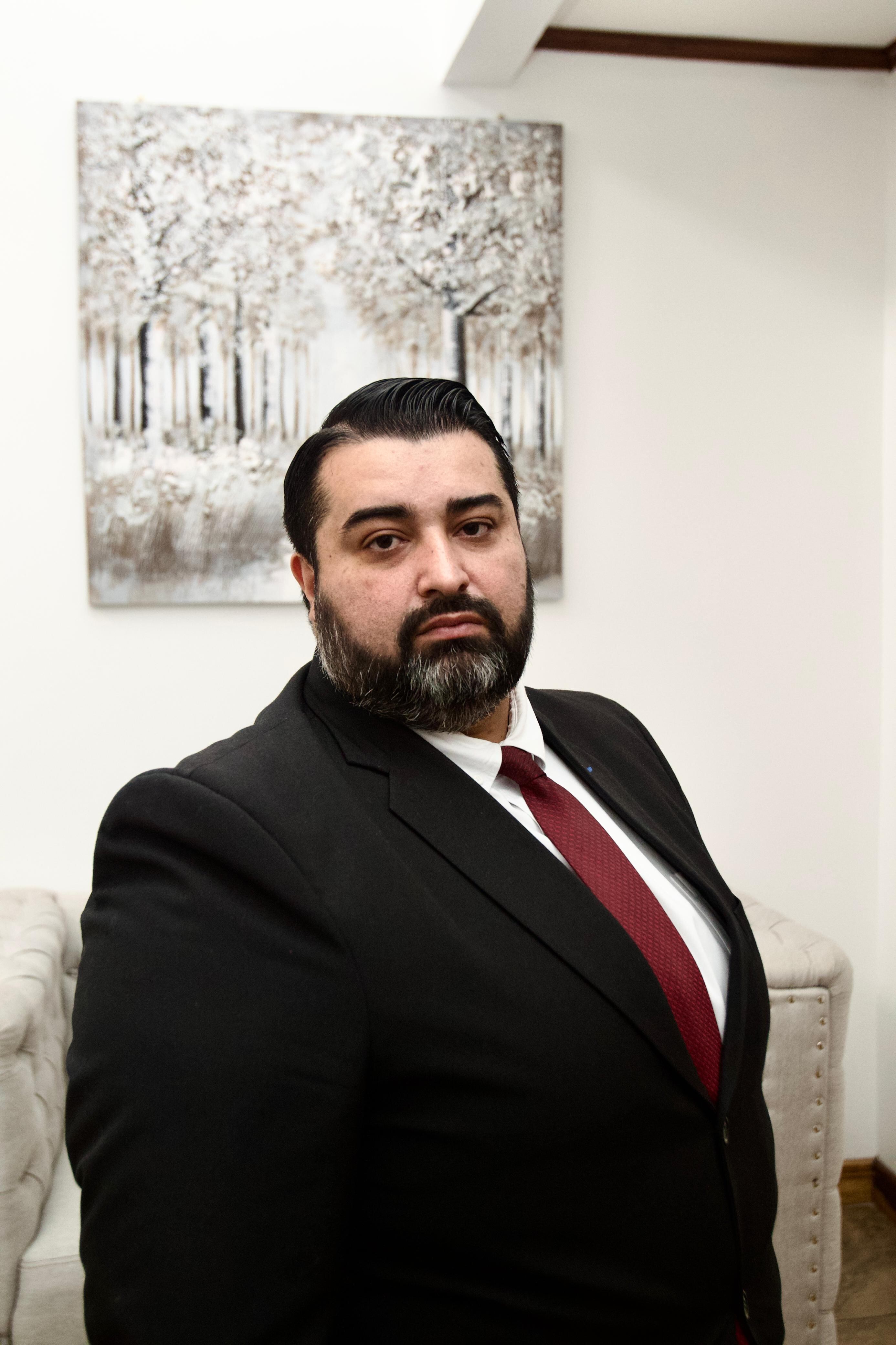 Yalitza Robles joven que es acosada y amenazada de muerte por otra mujer. José Pablo Murillo abogado