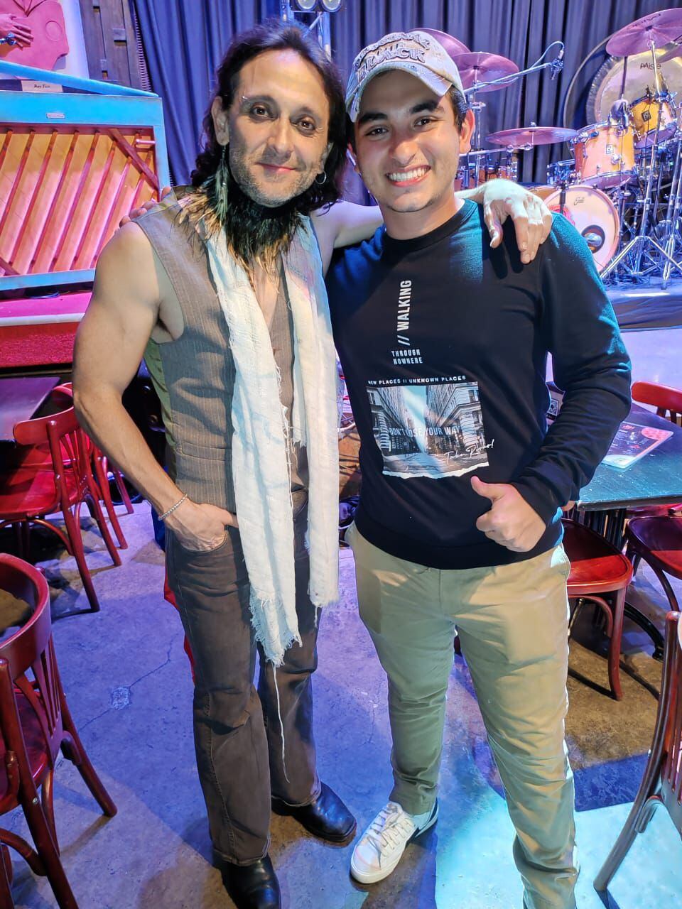 Rubén McAdam trabaja en Teletica desde hace casi tres años; el programa Calle 7: Informativo es su casa