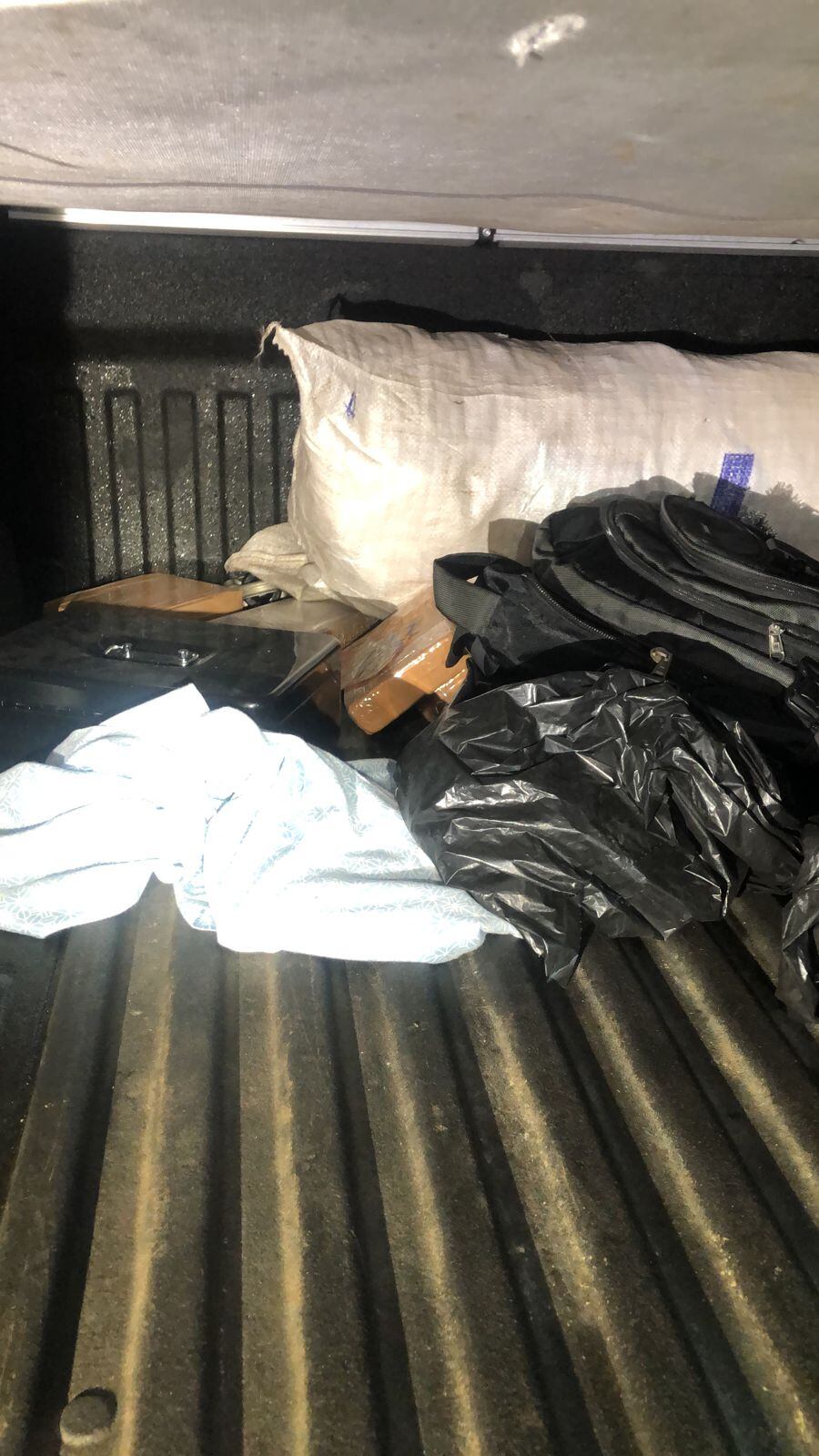 Detenidos por intento de tumbonazo en La Guácimo. Foto OIJ.