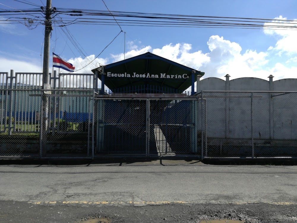 El accidente ocurrió en la escuela José Ana Marín. Foto tomada de internet.