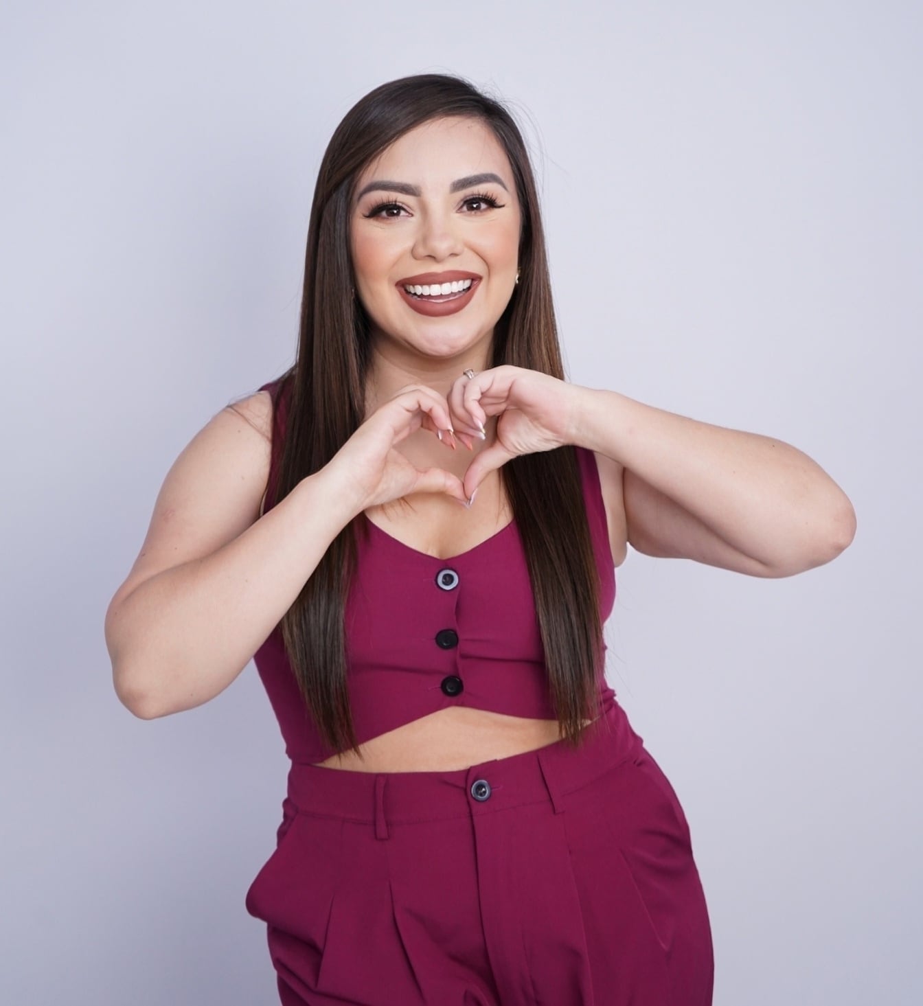 Mariana Uriarte, maquillista y dueña de Karamawi, participante de Mira quién baila 2025