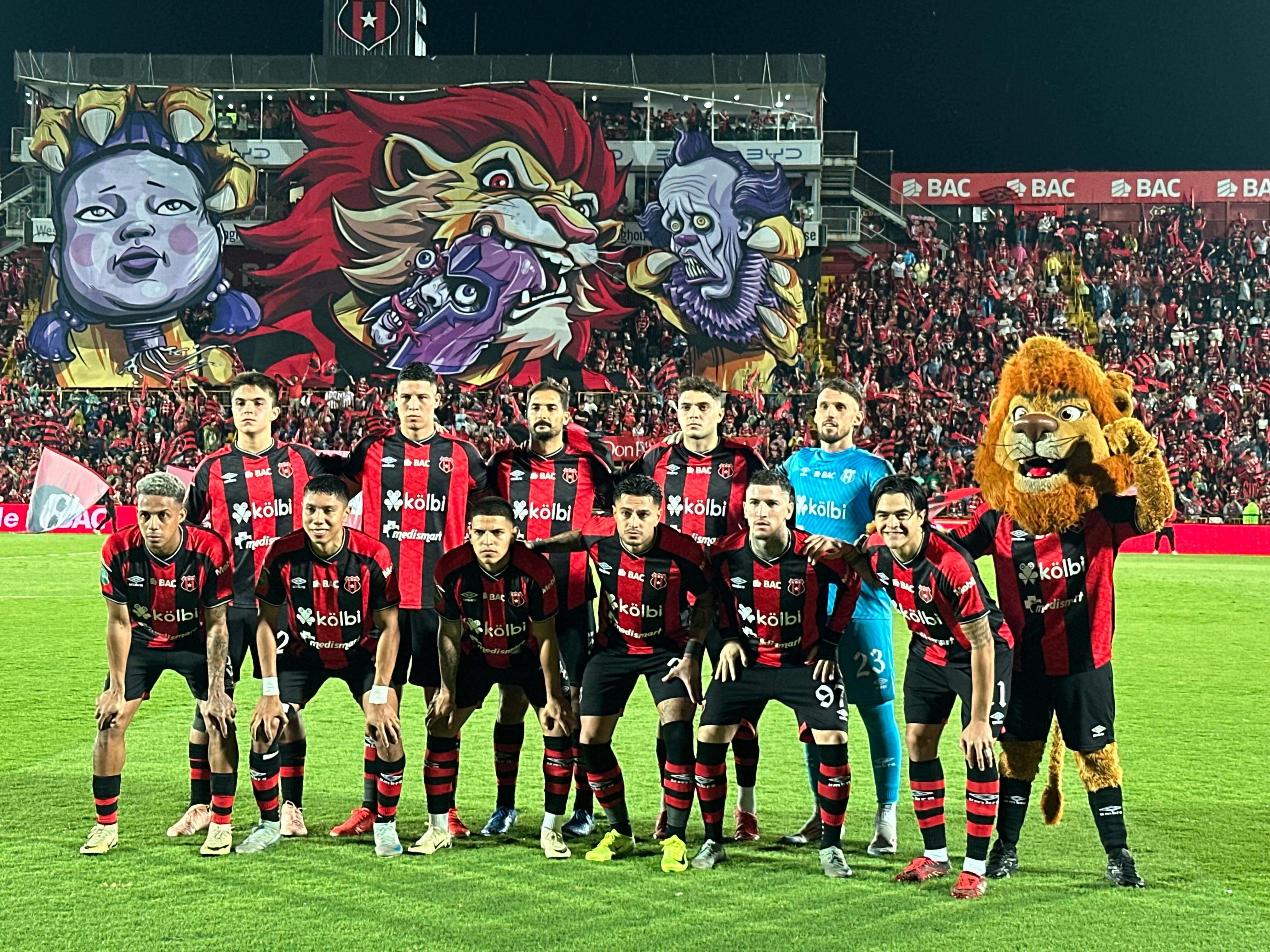 21/04/2025, Alajuela, Estadio Alejandro Morera Soto, partido de la jornada 19 del torneo de clausura 2025, entre Liga Deportiva Alajuelense y el Deportivo Saprissa.
