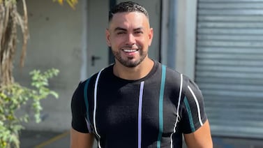 Carlos “Coto” Hernández, exparticipante de Combate, presume a la mujer que le robó el corazón