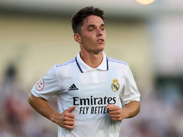 Jugador español Sergio Arribas salvó a una pareja de de ahogarse