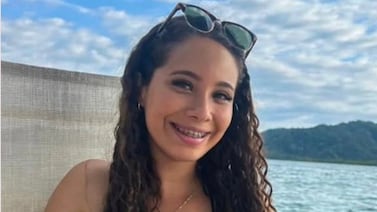 Murió joven funcionaria del hospital de San Vito; carro quedó incrustado en vivienda