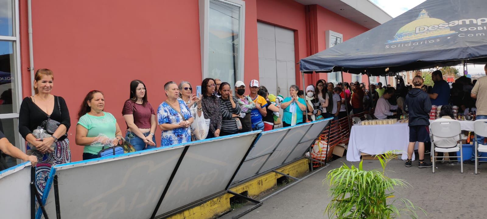 Dulce locura: así se vivió la degustación de la cajeta más grande en Desamparados