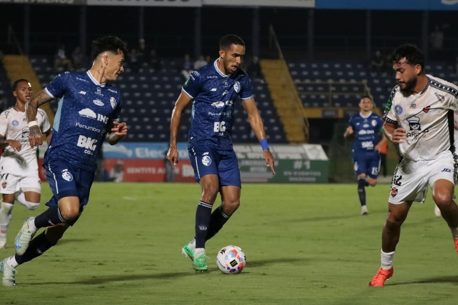 Cartaginés derrotó a Puntarenas FC este martes.