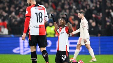 Jeyland Mitchell y el Feyenoord se medirán ante un grande de Europa en play-offs de la Champions