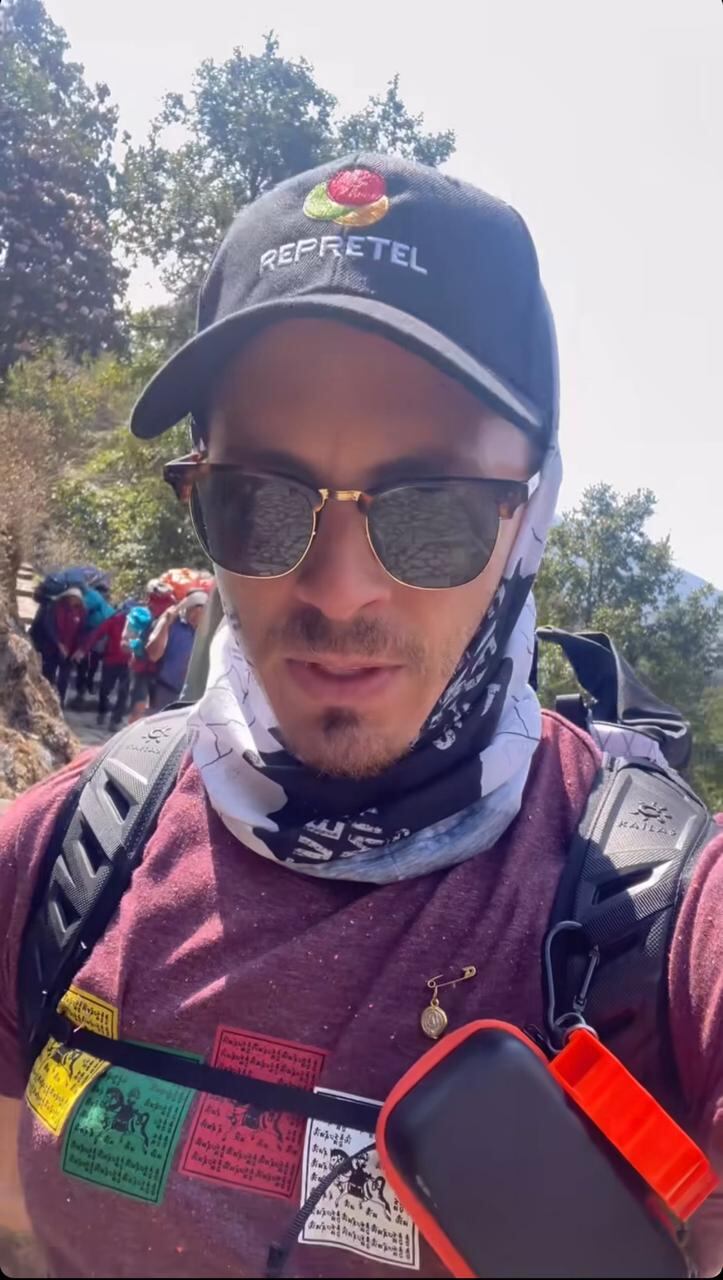 Daniel Vargas
Shirley Álvarez
,monte Everest