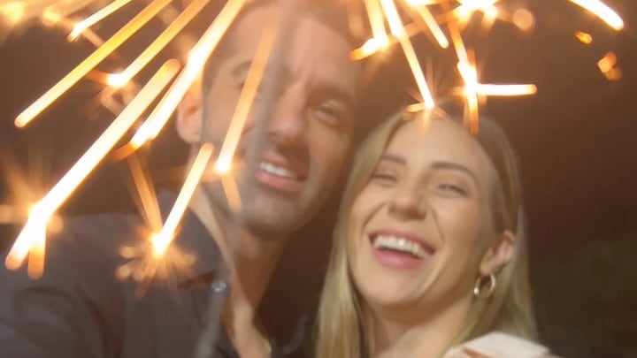 Toni Costa y Mimi Ortiz están viviendo un mediático romance que le ha dado la vuelta al mundo