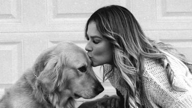Hija de Christian Bolaños llevó su amor por perrita fallecida a otro nivel