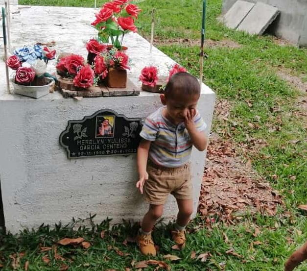 Santhiago Zapata es un pequeñito que nació con parálisis cerebral y necesita de su ayuda para seguir adelante.