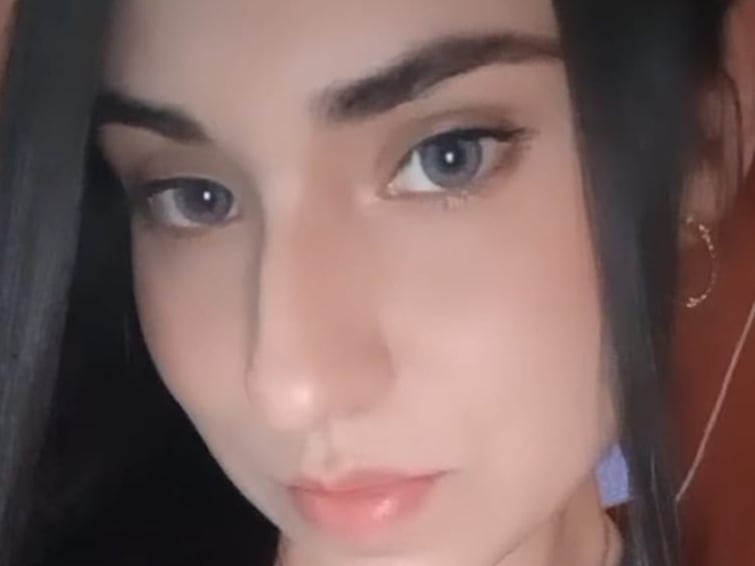 Maureen Andrea Jiménez Álvarez, de 29 años, es la muchacha que sufrió una trágica muerte al ser golpeada por el tren en Río Segundo, Alajuela. Foto: Tomada de redes sociales