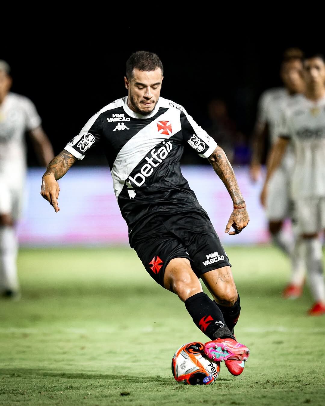 El delantero Philippe Coutinho vivió un momento tenso durante una entrevista. Instagram Coutinho.