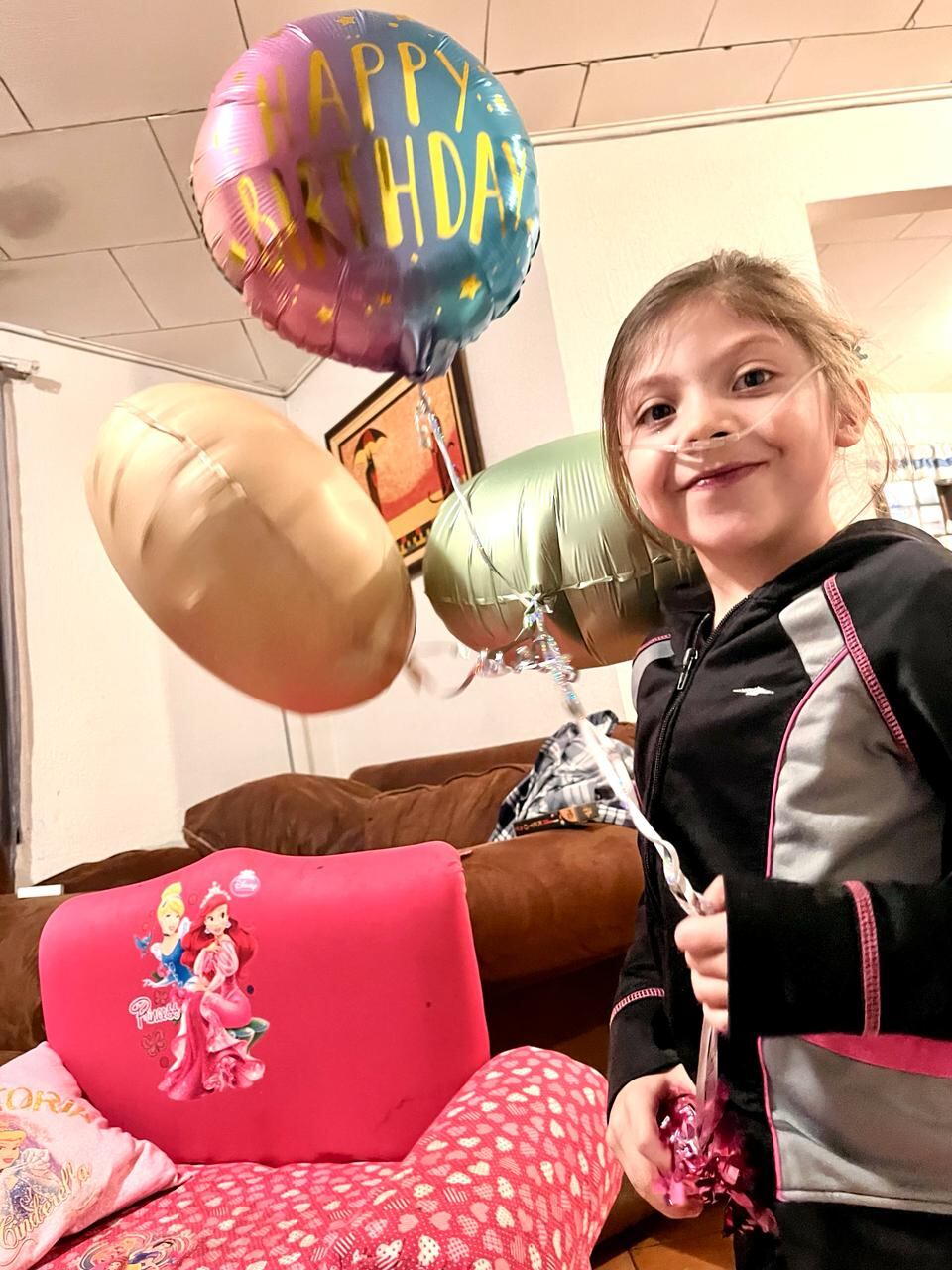 Aa Victoria Araya, aficionada al Herediano, cardiopatía severa