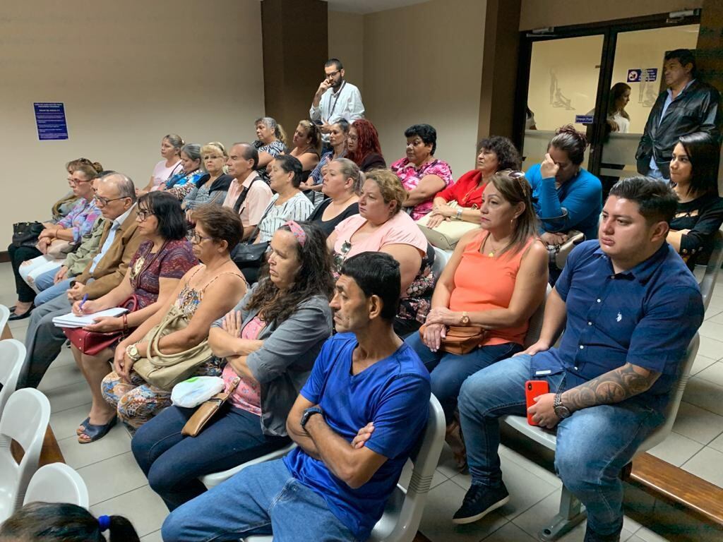 Condenan a abogado y a comerciante por estafar a personas de escasos recursos. Foto Alejandra Portuguez.
