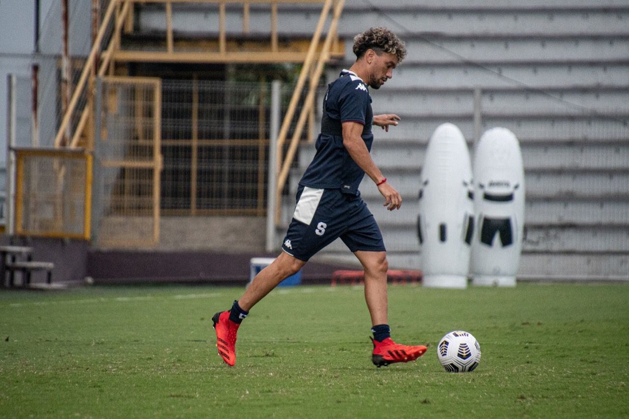 Entrenamiento de Saprissa previo al juego con el Comunicaciones. Prensa Saprissa.