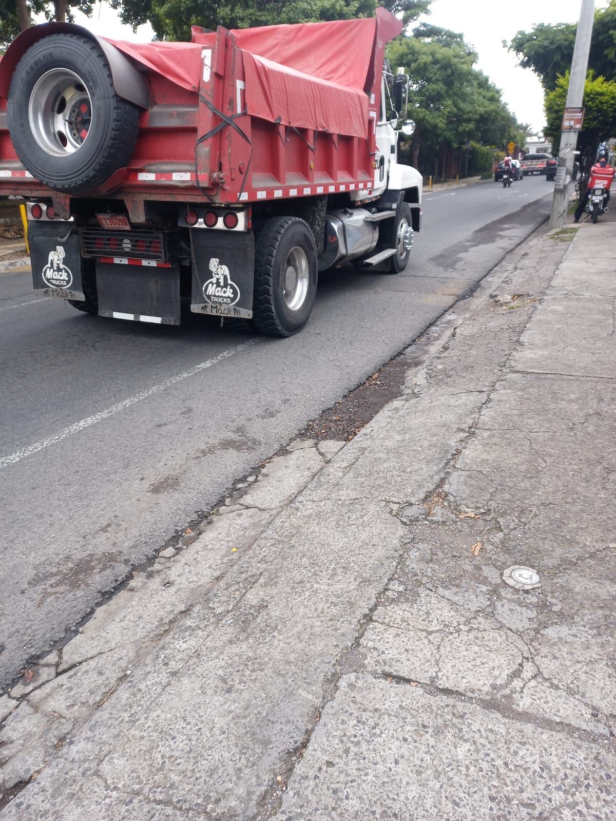 Unos vecinos denunciaron que los "muertos" que fueron colocados en Belén les causa molestias por ruido y vibraciones.