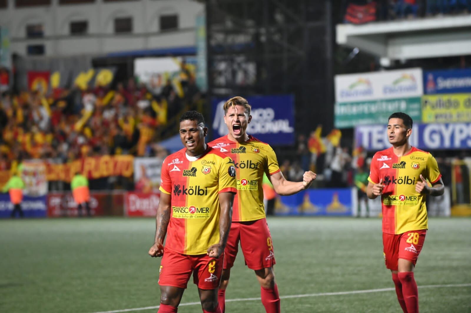 02/12/2023, San Jose, Estadio Colleya Fonseca, partido de ida de la semifinal del torneo de apertura 2023 entre el Club Sport Herediano y Liga Deportiva Alajuelense.