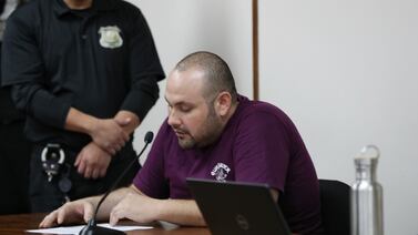 Esto es lo que debe cumplir el hombre que amenazó a diputados para evitar juicio