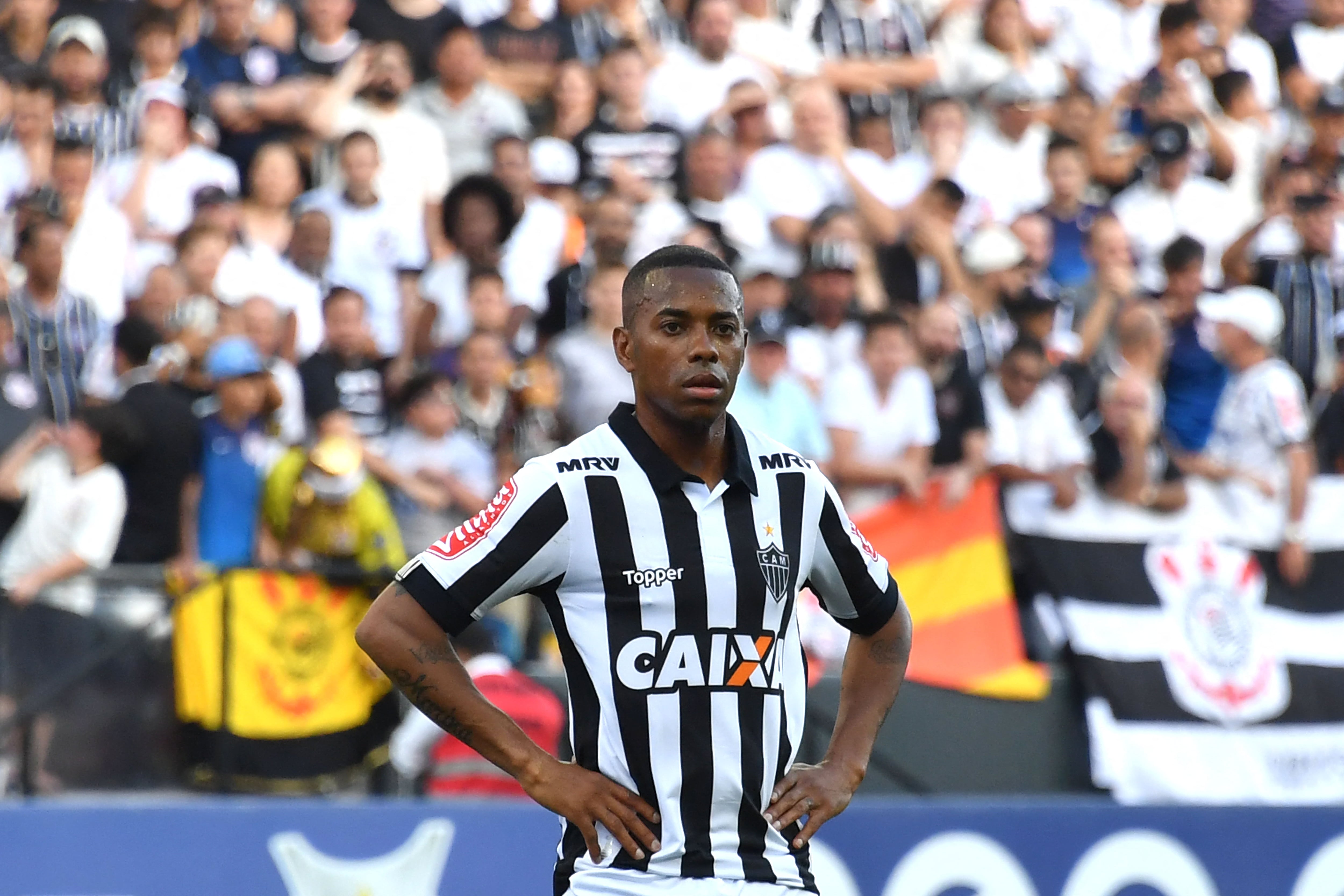 Robinho pide ser trasladado de la "prisión de los famosos" cansado de los chismes