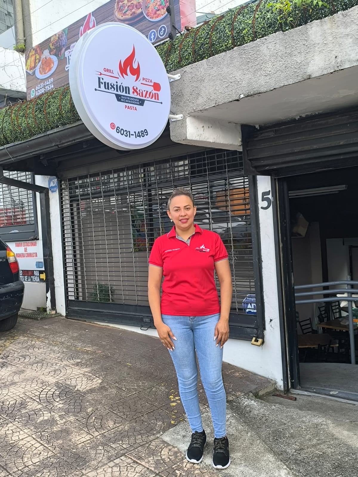 Zenia Narváez reabrió su restaurante en Curridabat