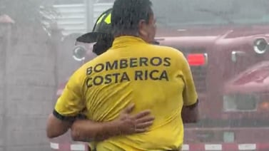 Cuerpo de Bomberos llora la muerte de querido líder que dejó gran huella en la institución
