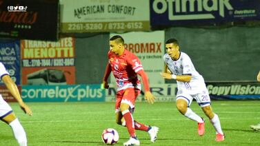 Tico ficha con equipo internacional que hincó al Saprissa