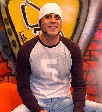 Jeffrey Acosta, expresentador de VM Latino