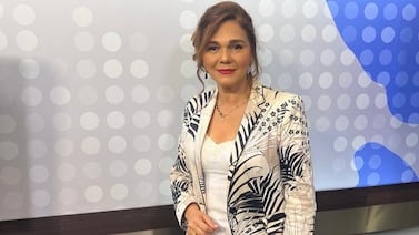 Djenane Villanueva se mostró como casi nunca en curiosa tradición familiar de Semana Santa