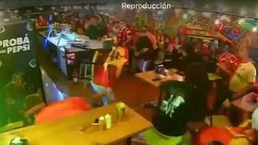 Dueña de restaurante vivió un calvario en pleito de aficionados de Alajuelense y Herediano