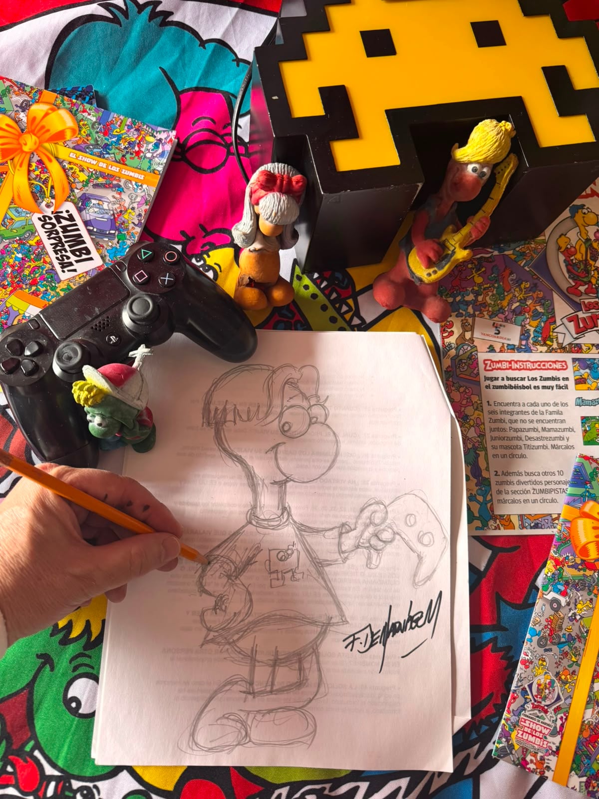 Primozumbi llega a la familia: el nuevo personaje de Los Zumbis nació entre Costa Rica, videojuegos y recuerdos de familia, según explica el creador de la Familia Zumbi, el colombiano Fernando de Narváez.