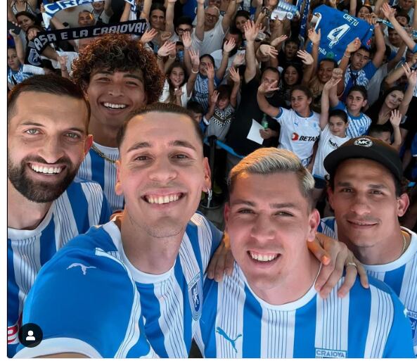 Carlos Mora, Luis Paradela