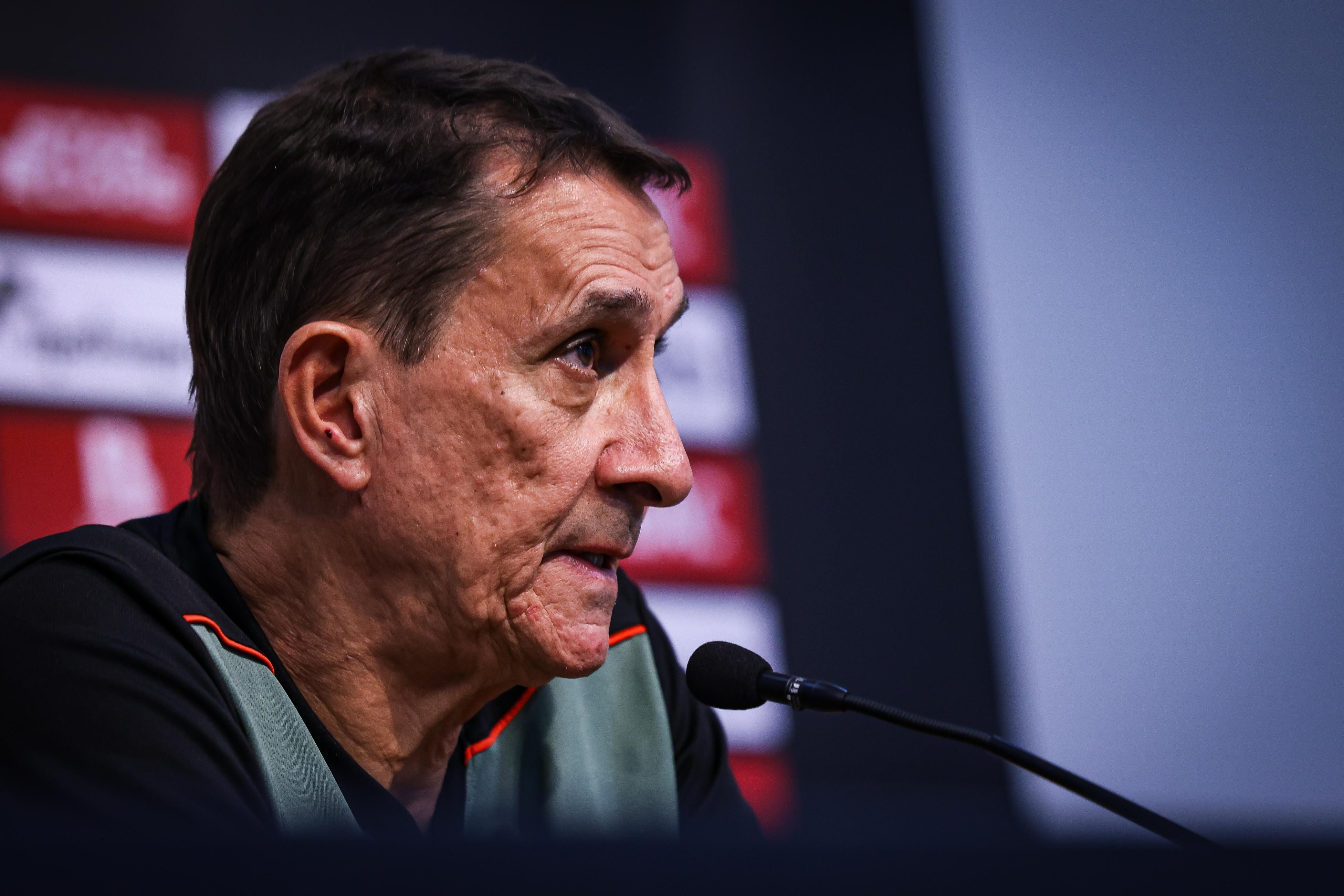 Alexandre Guimaraes afirmó que Liga Deportiva Alajuelense buscará hacerlo bien en los tres partidos que siguen, a pesar del poco tiempo que habrá entre los juegos.