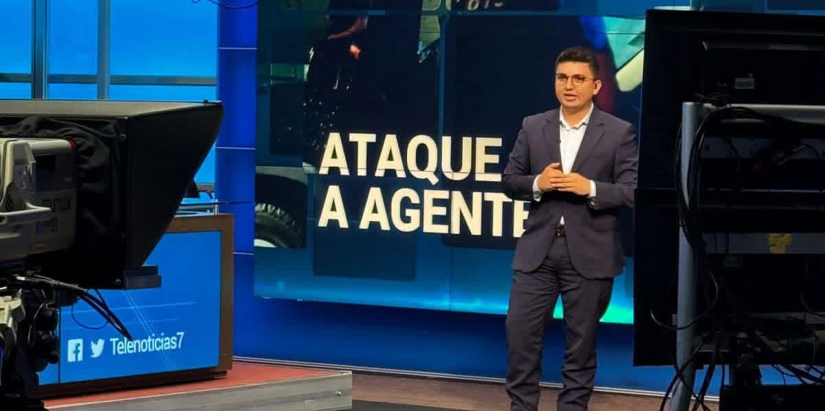 Jason Ureña, periodista de Telenoticias.