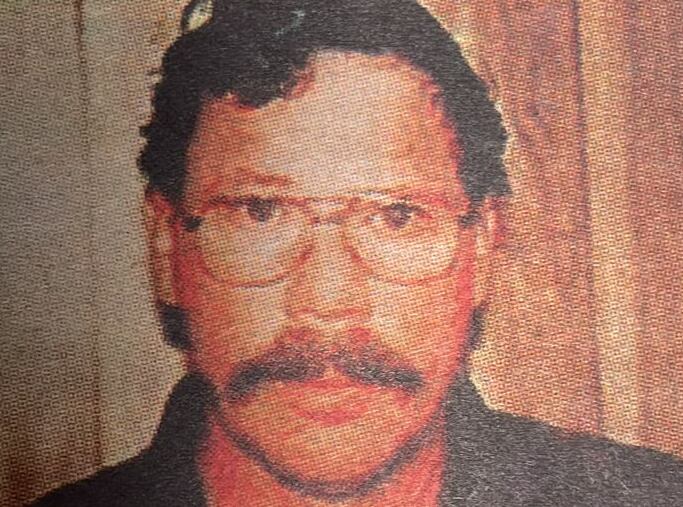 El caso por el asesinato de Lita McClinton de 35 años durante muchos años parecía que iba a quedar en la impunidad, durante 19 años su esposo el gringo multimillonario James Vicent Sullivant de 71 años estuvo en fuga.