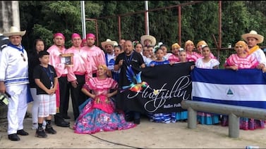 Nicaragüense superó el alcoholismo y para celebrar la vida formó un grupo de baile folclórico