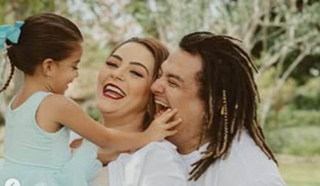 Choché Romano y sus hijas