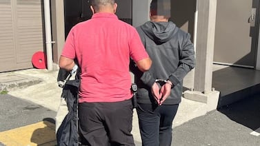 De vigilante a sospechoso: joven de 26 años habría cometido millonario robo en la empresa que debía proteger