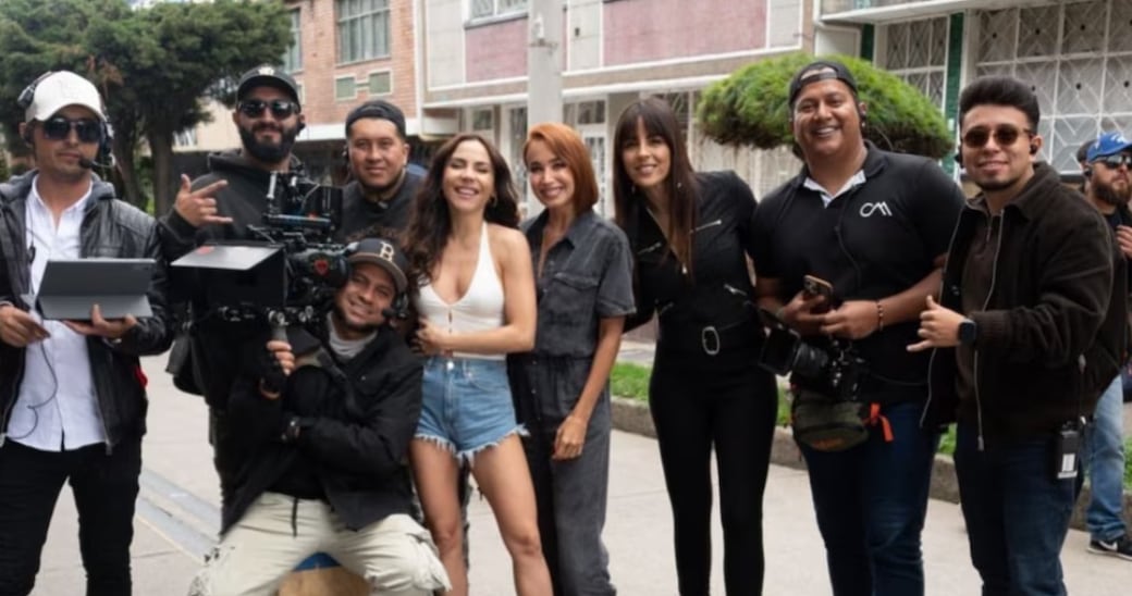 sin senos sí hay paraíso