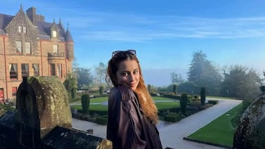 Creadora de contenido tica alerta sobre forma en que le robaron el dinero de su graduación sin que se diera cuenta