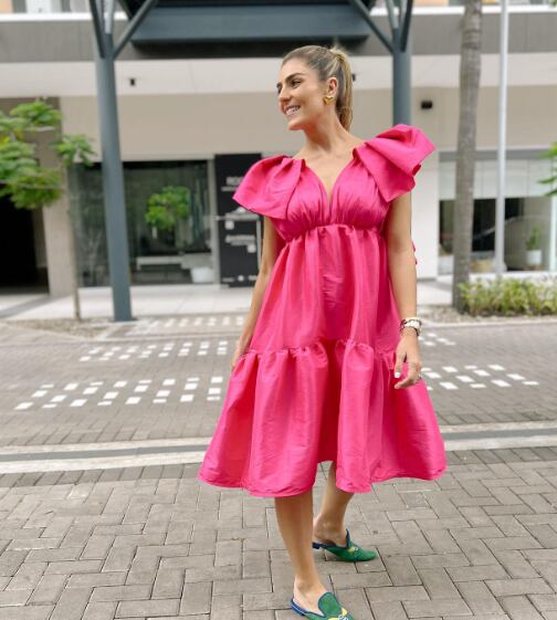 La influencer Andy Calderón le da una guía a los papás para que disfruten el cierre de las vacaciones en casa. Instagram.