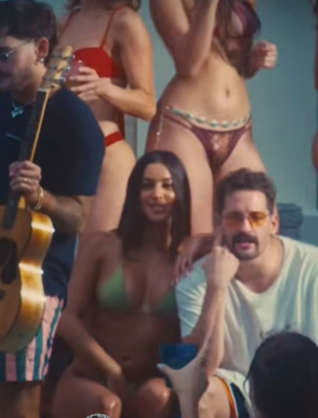 La modelo costarricense Fiorella Arbenz sale en el video musical de Mau y Ricky que se grabó en Flamingo, Guanacaste.