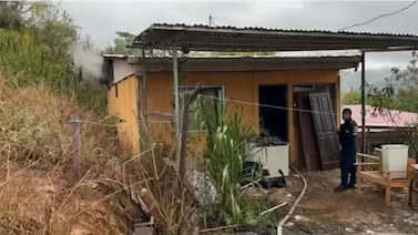 Mujer que murió en incendio no pudo salir de su casa por una razón demasiado dolorosa